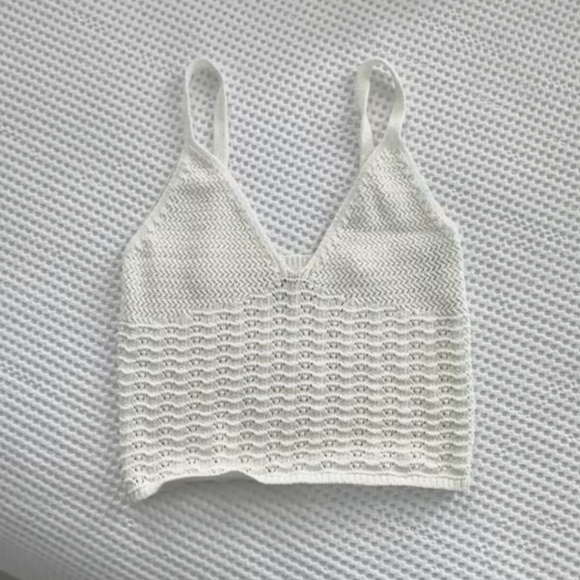 Aritzia Knit Tank - Picture 1 of 4